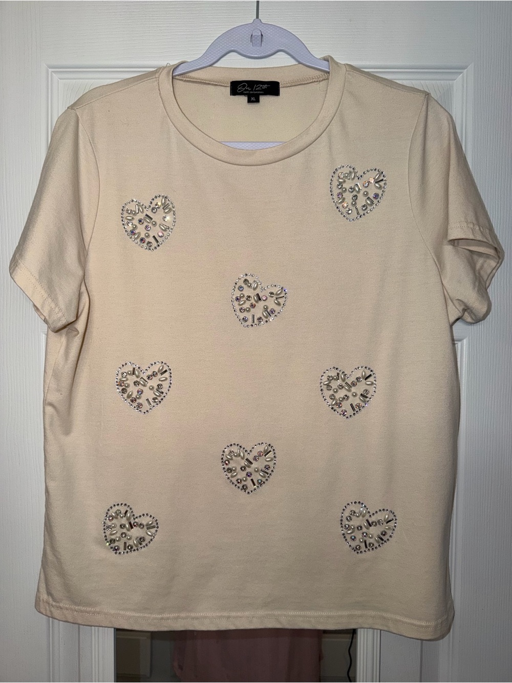 Cream Short Sleeve Tee with Beaded Hearts